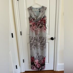 NWT Adrianna Papell Floor Length Gown